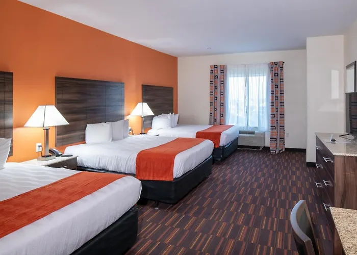 Home Away Kitchen Suites Enid