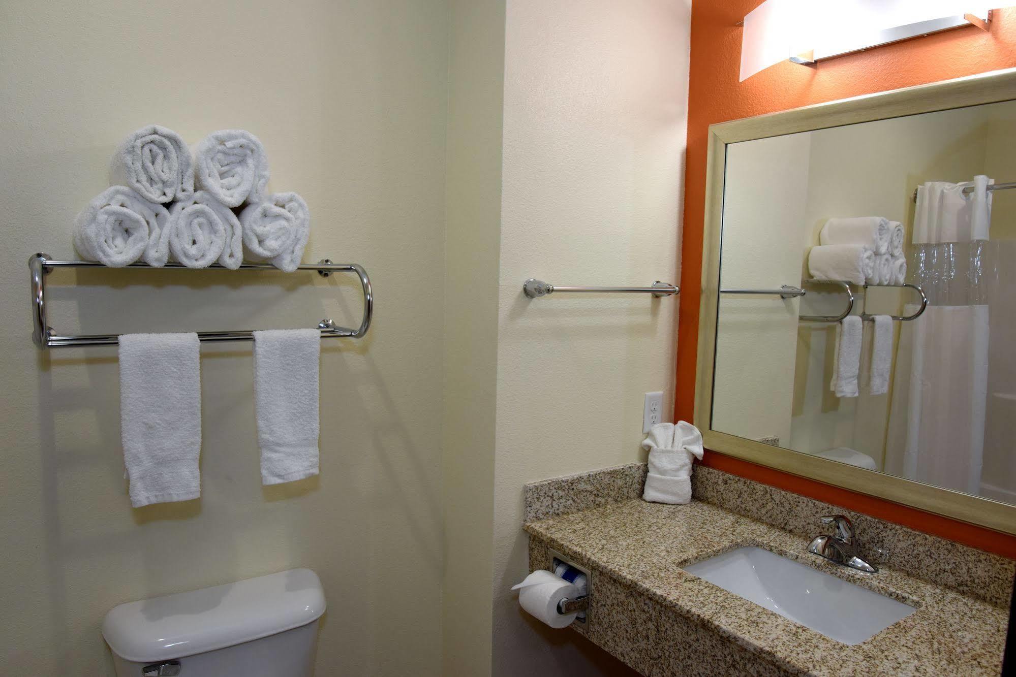Away Kitchen Hotel Enid